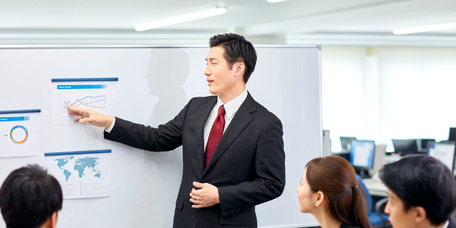 Top 10 Leadership Skills Every Great Speaker Should Master